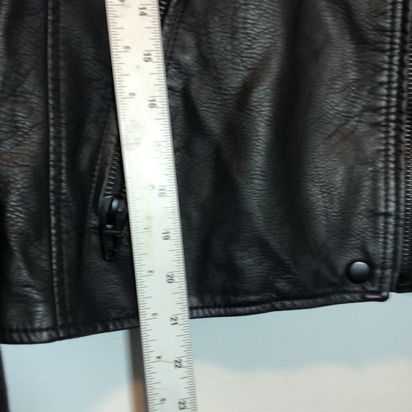 Blank NYC Moto Jacket Women’s Small Black Vegan Faux Leather Grunge Zippers Goth - Picture 15 of 17
